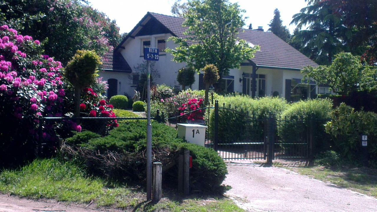 Bed And Breakfast Baarle Exterior photo
